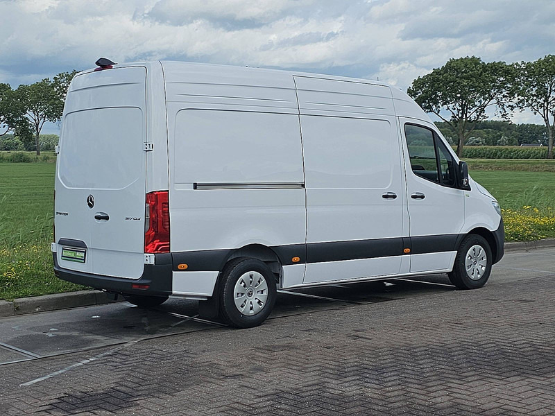Mercedes-Benz Sprinter 317 L2H2 Koelwagen D/N! - Refrigerated van: picture 3 Mercedes-Benz Sprinter 317 L2H2 Koelwagen D/N! - Refrigerated van: picture 3