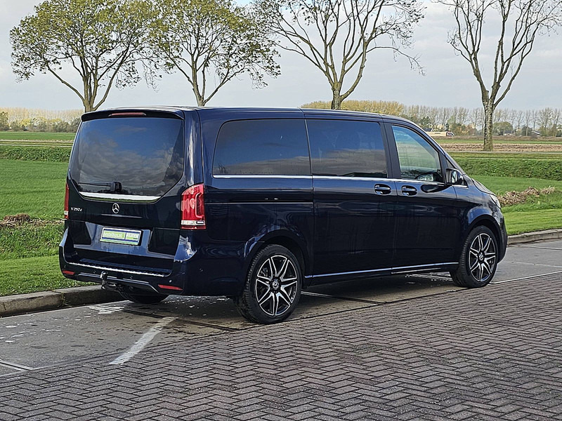 Mercedes-Benz V-Klasse 250 CDI L2 Dubbel Cabine AMG - Small van: picture 3 Mercedes-Benz V-Klasse 250 CDI L2 Dubbel Cabine AMG - Small van: picture 3