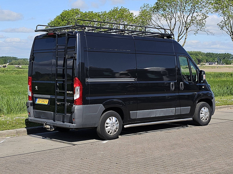 Peugeot Boxer 2.0 - Small van: picture 3 Peugeot Boxer 2.0 - Small van: picture 3