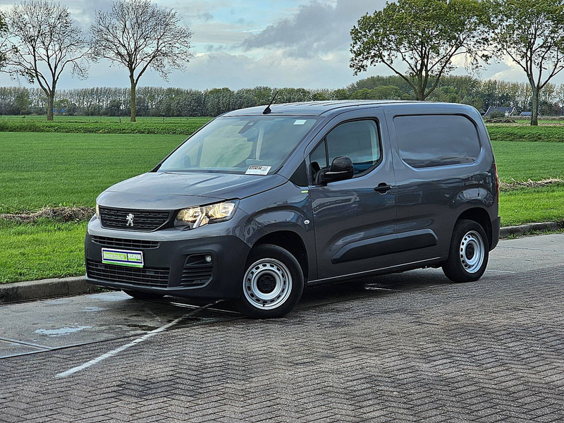 Peugeot Partner 1.5 L1H1 Navi Euro6 AC! - Box van: picture 2 Peugeot Partner 1.5 L1H1 Navi Euro6 AC! - Box van: picture 2