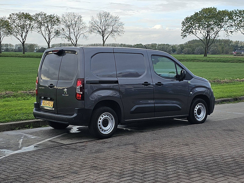 Peugeot Partner 1.5 L1H1 Navi Euro6 AC! - Box van: picture 3 Peugeot Partner 1.5 L1H1 Navi Euro6 AC! - Box van: picture 3