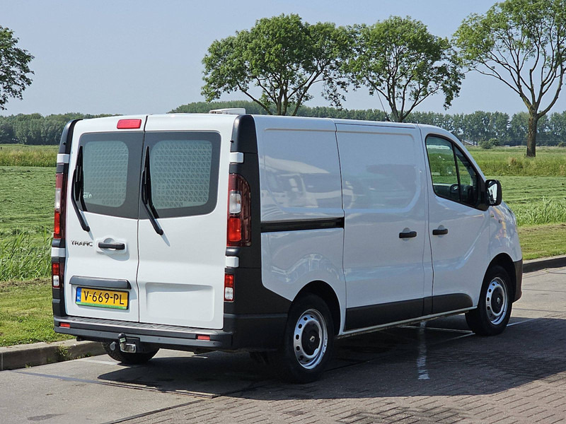 Renault Trafic 1.6 DCI L1H1 Navi Euro6 AC! - Small van: picture 3 Renault Trafic 1.6 DCI L1H1 Navi Euro6 AC! - Small van: picture 3