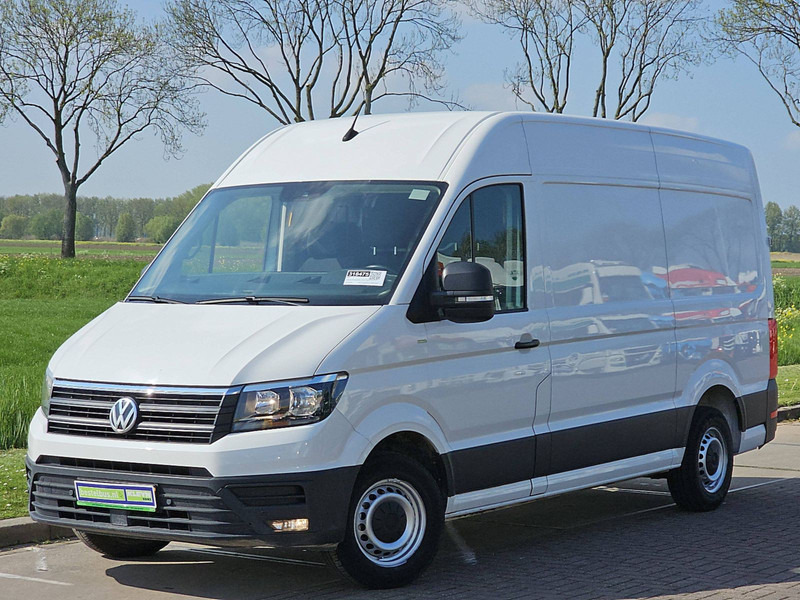 Volkswagen Crafter 35 2.0 TDI L2H2 - Panel van: picture 2 Volkswagen Crafter 35 2.0 TDI L2H2 - Panel van: picture 2