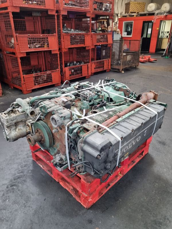 Engine Volvo  DH12D Engine: picture 7