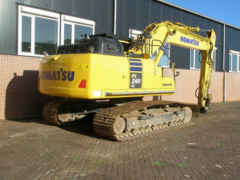 Komatsu PC 240LC-11 - Crawler excavator: picture 4 Komatsu PC 240LC-11 - Crawler excavator: picture 4