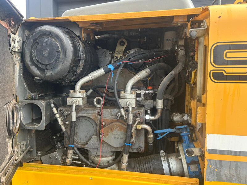 Crawler excavator Liebherr R906LC: picture 9 Crawler excavator Liebherr R906LC: picture 9
