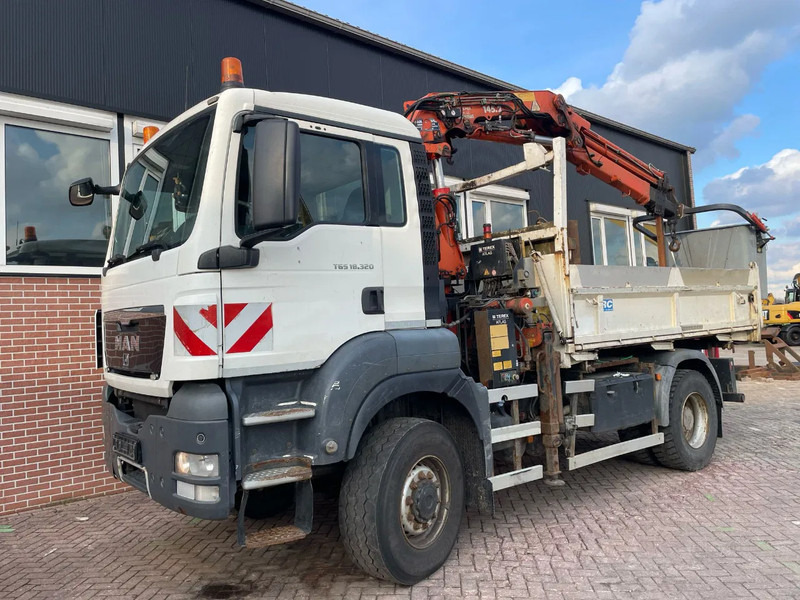 MAN TGS 18.320 - Tipper, Crane truck: picture 1 MAN TGS 18.320 - Tipper, Crane truck: picture 1