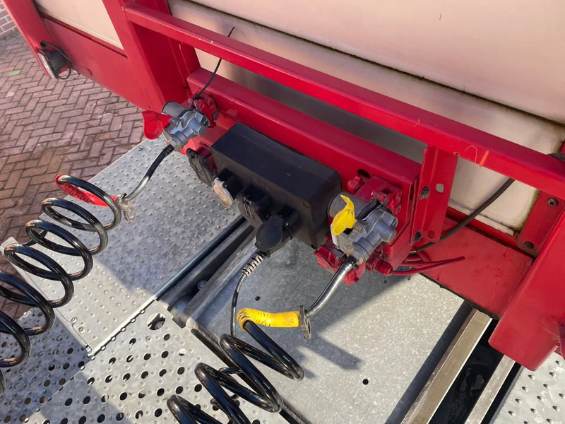 Pacton T4-001 - Dropside/ Flatbed semi-trailer: picture 5 Pacton T4-001 - Dropside/ Flatbed semi-trailer: picture 5