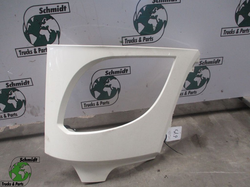 DAF 1837648 CF 400 Euro 6 links - Bumper corner for Truck: picture 1 DAF 1837648 CF 400 Euro 6 links - Bumper corner for Truck: picture 1