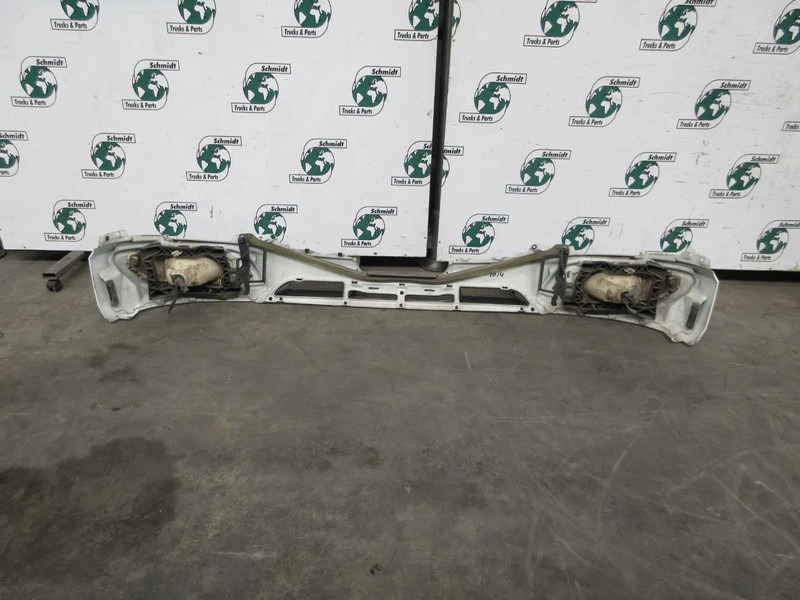 DAF 1876631 DAF CF 450 BUMPER MODEL 2021 EURO 6 NIEUWE EN GEBRUIKT - Bumper for Truck: picture 3 DAF 1876631 DAF CF 450 BUMPER MODEL 2021 EURO 6 NIEUWE EN GEBRUIKT - Bumper for Truck: picture 3