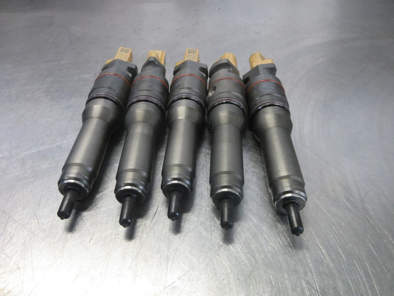 DAF 2047600 INJECTORS DAF XF CF 480 EURO 6 MODEL 2021 - Fuel filter for Truck: picture 4 DAF 2047600 INJECTORS DAF XF CF 480 EURO 6 MODEL 2021 - Fuel filter for Truck: picture 4