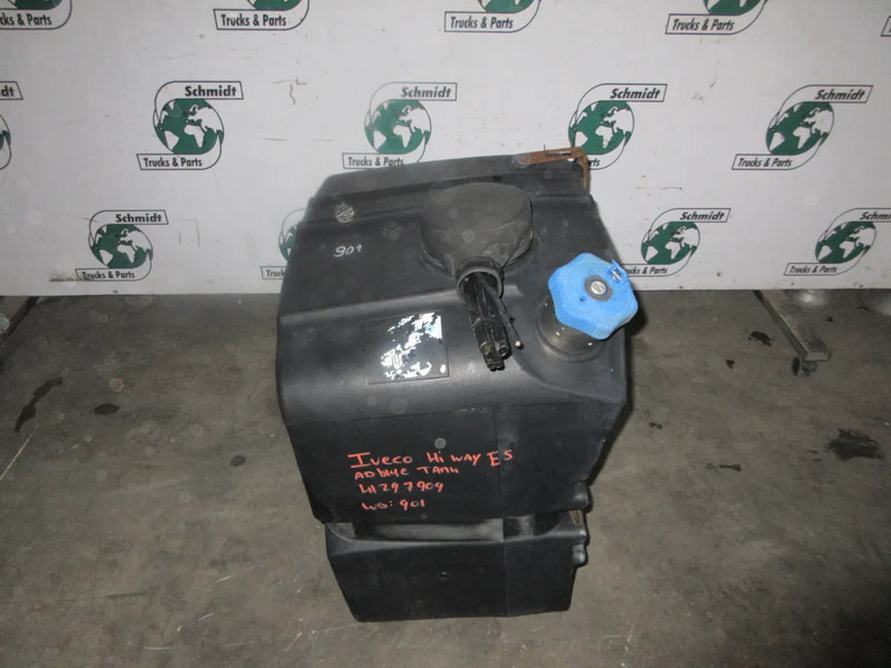 Iveco 42568926 // 41297909 AD BLUE TANK 100 LITER IVECO HI WAY EURO 6 - Fuel tank for Truck: picture 5 Iveco 42568926 // 41297909 AD BLUE TANK 100 LITER IVECO HI WAY EURO 6 - Fuel tank for Truck: picture 5