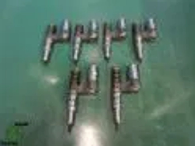 Iveco 504100287 // BOSCH NR. 0414 700 006 CUSOR 8 MOTOR INJECTORS EURO 5 - Fuel filter for Truck: picture 2 Iveco 504100287 // BOSCH NR. 0414 700 006 CUSOR 8 MOTOR INJECTORS EURO 5 - Fuel filter for Truck: picture 2