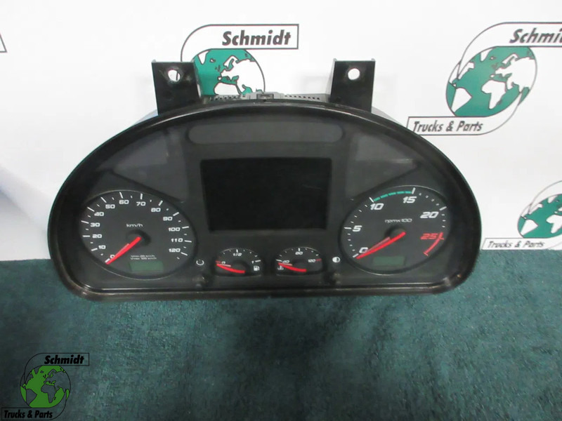 Iveco 5802407091 INSTUMENTENPANEEL IVECO HI WAY EURO 6 - Dashboard for Truck: picture 1 Iveco 5802407091 INSTUMENTENPANEEL IVECO HI WAY EURO 6 - Dashboard for Truck: picture 1