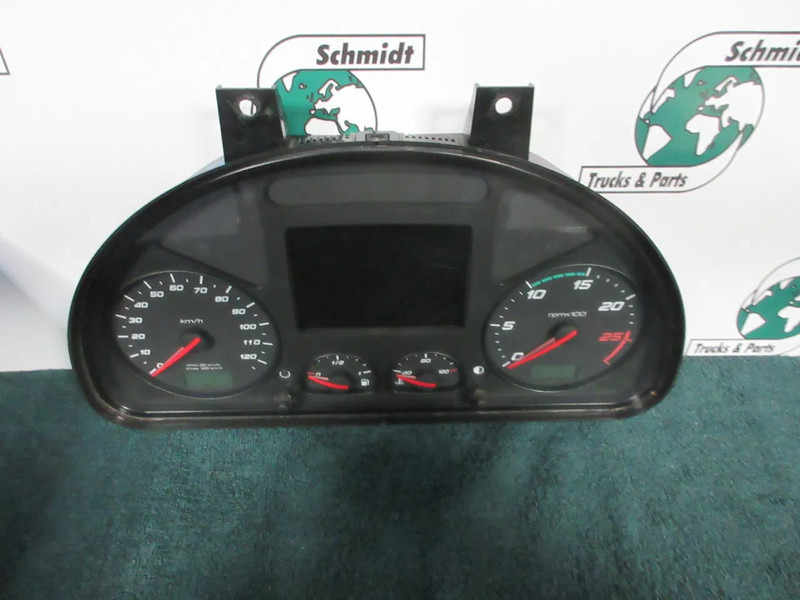Iveco 5802407091 INSTUMENTENPANEEL IVECO HI WAY EURO 6 - Dashboard for Truck: picture 3 Iveco 5802407091 INSTUMENTENPANEEL IVECO HI WAY EURO 6 - Dashboard for Truck: picture 3