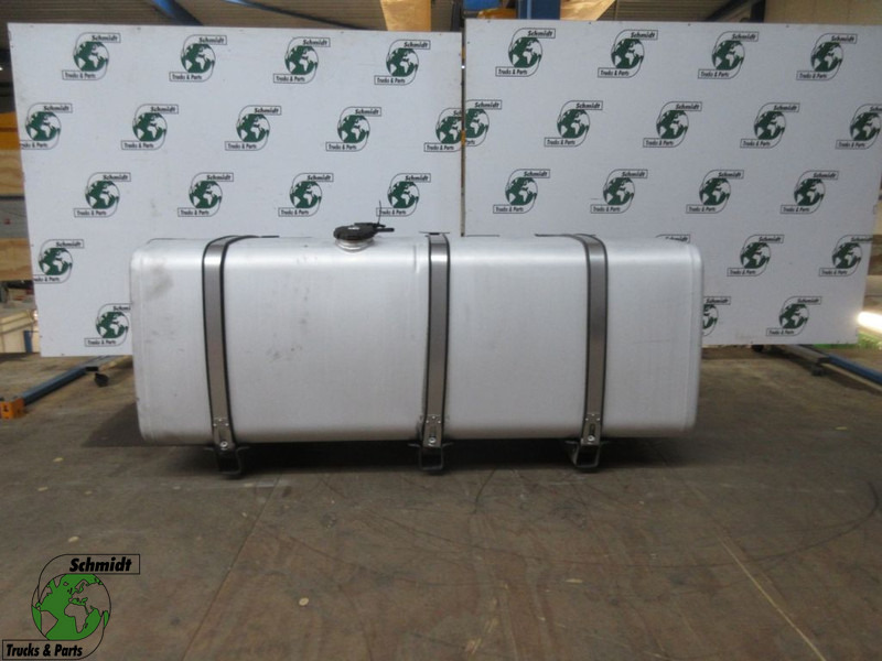 Iveco HIWAY 5801293080 BRANDSTOFTANK 640L EURO 6 - Fuel tank for Truck: picture 1 Iveco HIWAY 5801293080 BRANDSTOFTANK 640L EURO 6 - Fuel tank for Truck: picture 1