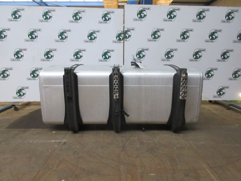 Iveco HIWAY 5801293080 BRANDSTOFTANK 640L EURO 6 - Fuel tank for Truck: picture 3 Iveco HIWAY 5801293080 BRANDSTOFTANK 640L EURO 6 - Fuel tank for Truck: picture 3
