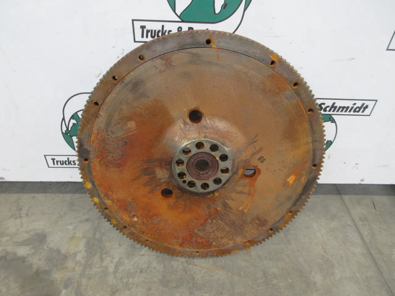 MAN 51.02301-6102 // 51.02301-6132 VLIEGWIEL MAN D2676LF52 EURO 6 - Flywheel for Truck: picture 2 MAN 51.02301-6102 // 51.02301-6132 VLIEGWIEL MAN D2676LF52 EURO 6 - Flywheel for Truck: picture 2