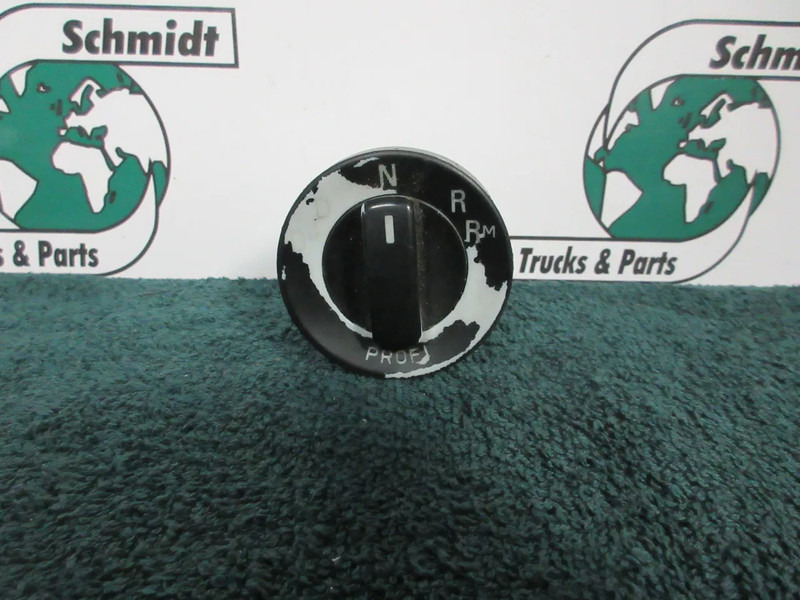 MAN 81.25525-0245 MAN TGX TGS TGM TGL LAMPSCHAKELAAR EURO 6 - Electrical system for Truck: picture 3 MAN 81.25525-0245 MAN TGX TGS TGM TGL LAMPSCHAKELAAR EURO 6 - Electrical system for Truck: picture 3