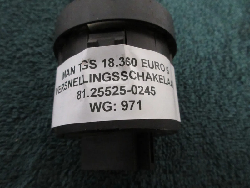 MAN 81.25525-0245 MAN TGX TGS TGM TGL LAMPSCHAKELAAR EURO 6 - Electrical system for Truck: picture 4 MAN 81.25525-0245 MAN TGX TGS TGM TGL LAMPSCHAKELAAR EURO 6 - Electrical system for Truck: picture 4