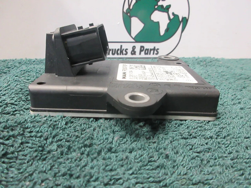 MAN 81.25813-1254 FRONT RSP MODULEN MAN 18.520 EUR0 6 MODEL 2024 - Electrical system for Truck: picture 5 MAN 81.25813-1254 FRONT RSP MODULEN MAN 18.520 EUR0 6 MODEL 2024 - Electrical system for Truck: picture 5