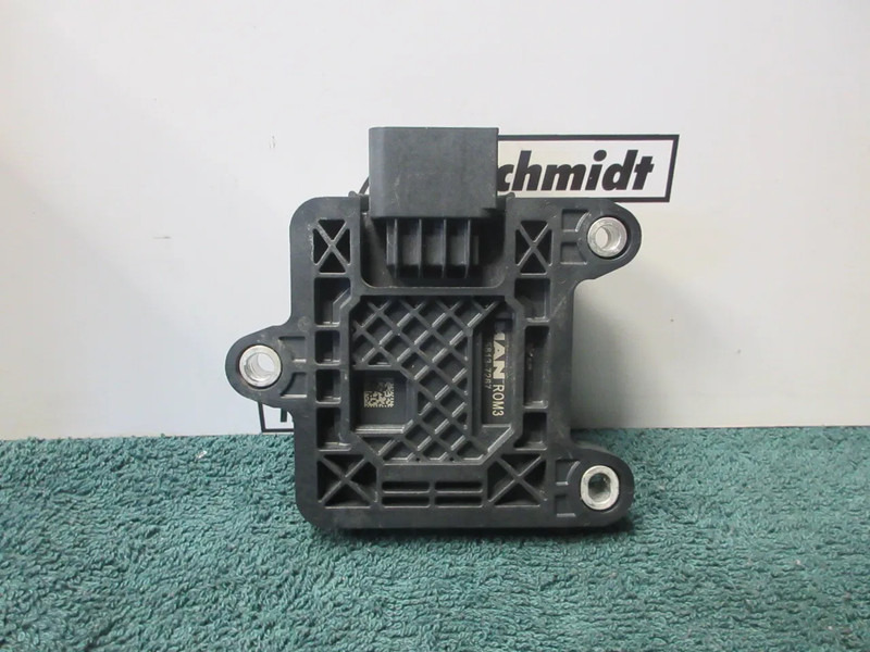 MAN 81.25813-7267 ROM3 RADAR MODULEN MAN 18.520 EURO 6 MODEL 2024 - Electrical system for Truck: picture 3 MAN 81.25813-7267 ROM3 RADAR MODULEN MAN 18.520 EURO 6 MODEL 2024 - Electrical system for Truck: picture 3