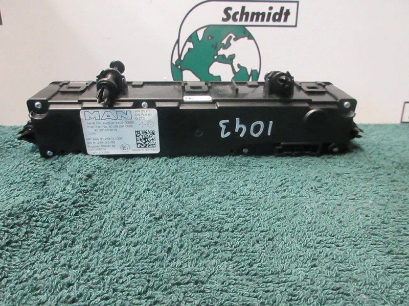 MAN 81.28163-6019 // BEDIENINGS PANEEL MAN 18.520 EURO 6 MODEL 2024 - Electrical system for Truck: picture 2 MAN 81.28163-6019 // BEDIENINGS PANEEL MAN 18.520 EURO 6 MODEL 2024 - Electrical system for Truck: picture 2