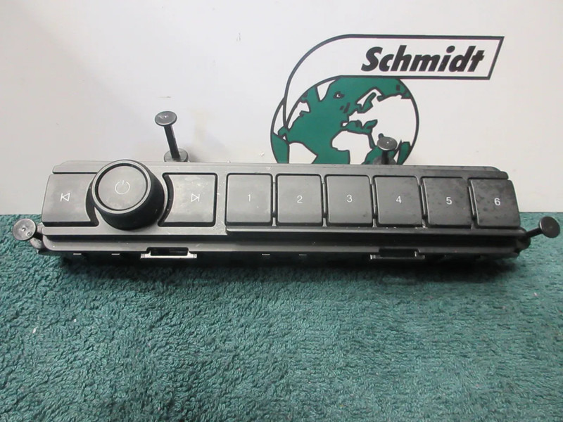 MAN 81.28163-6019 // BEDIENINGS PANEEL MAN 18.520 EURO 6 MODEL 2024 - Electrical system for Truck: picture 4 MAN 81.28163-6019 // BEDIENINGS PANEEL MAN 18.520 EURO 6 MODEL 2024 - Electrical system for Truck: picture 4
