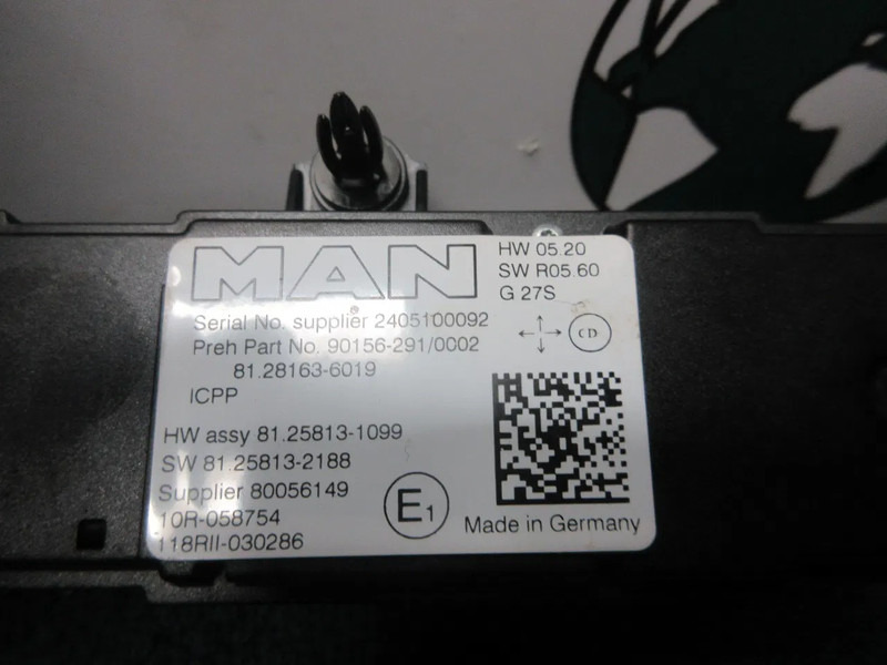 MAN 81.28163-6019 // BEDIENINGS PANEEL MAN 18.520 EURO 6 MODEL 2024 - Electrical system for Truck: picture 3 MAN 81.28163-6019 // BEDIENINGS PANEEL MAN 18.520 EURO 6 MODEL 2024 - Electrical system for Truck: picture 3