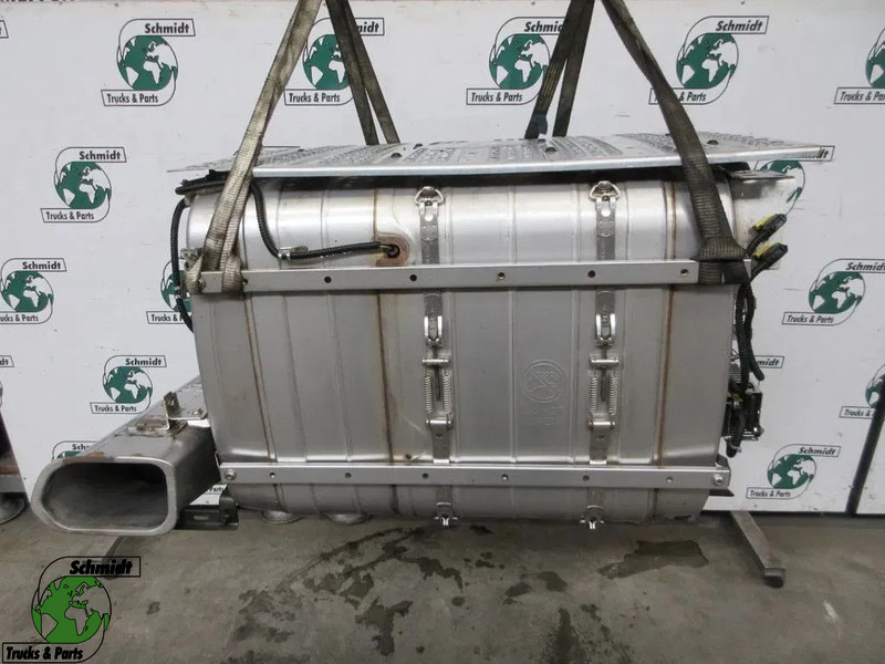 Mercedes-Benz A 008 490 12 12 KATALYSATOR MERCEDES 2542 EURO 6 MODEL 2018 - Catalytic converter for Truck: picture 1 Mercedes-Benz A 008 490 12 12 KATALYSATOR MERCEDES 2542 EURO 6 MODEL 2018 - Catalytic converter for Truck: picture 1