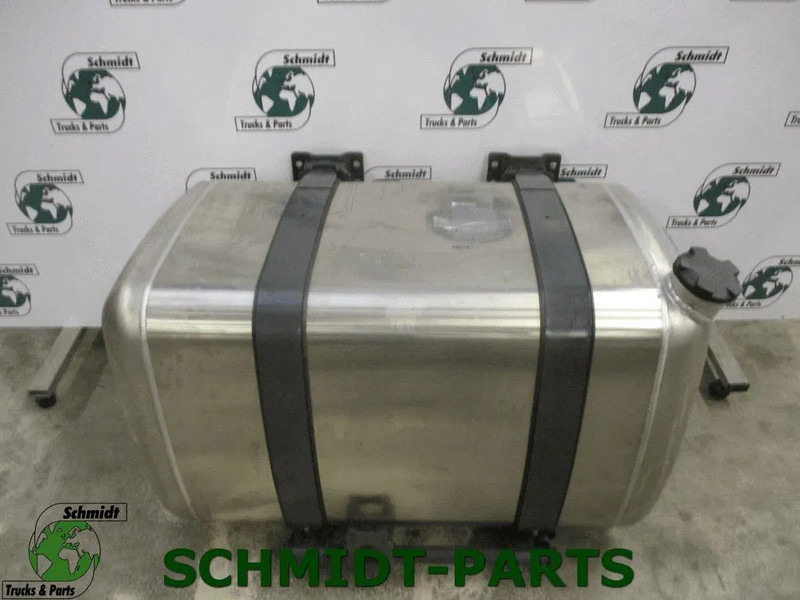 Mercedes-Benz A 960 470 36 03 DIESELTANK NIEUWE 10 X OP VOORRAAD MERCEDES ACTROS - Fuel tank for Truck: picture 3 Mercedes-Benz A 960 470 36 03 DIESELTANK NIEUWE 10 X OP VOORRAAD MERCEDES ACTROS - Fuel tank for Truck: picture 3