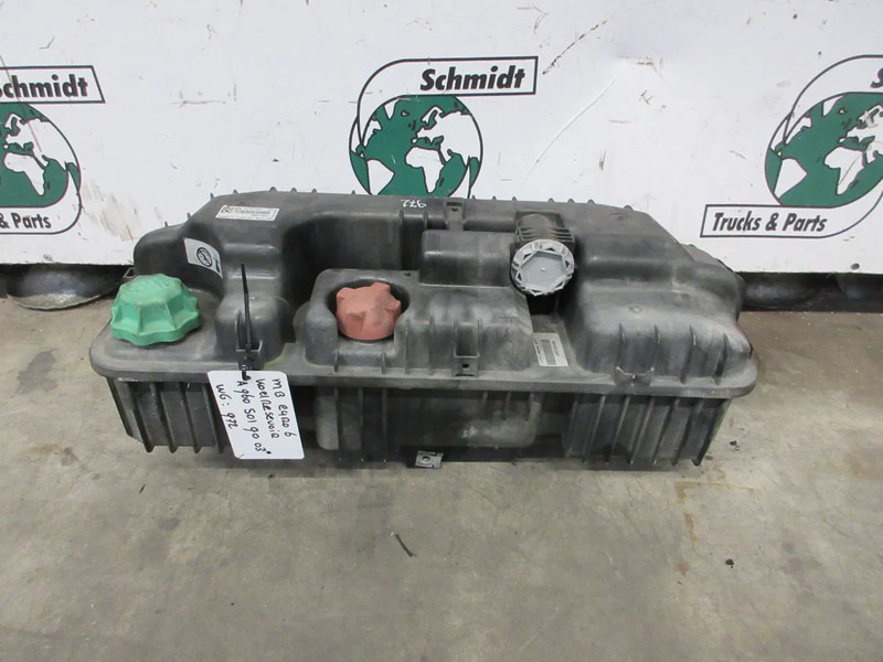 Mercedes-Benz A 960 501 90 03 WATERTANK MERCEDES BENZ 1833 MP4 EURO 6 - Expansion tank for Truck: picture 5 Mercedes-Benz A 960 501 90 03 WATERTANK MERCEDES BENZ 1833 MP4 EURO 6 - Expansion tank for Truck: picture 5
