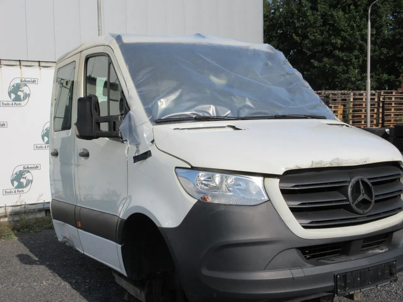 Mercedes-Benz MERCEDES SPRINTER CABINE COMPLEET ZONDER ACHTERCHASSIS - Cab and interior for Van: picture 4 Mercedes-Benz MERCEDES SPRINTER CABINE COMPLEET ZONDER ACHTERCHASSIS - Cab and interior for Van: picture 4
