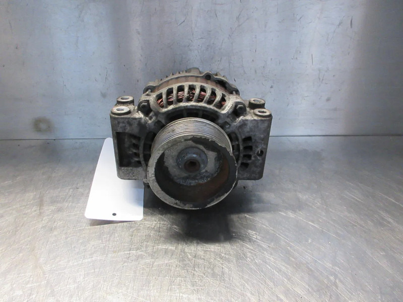 Scania 2398368 // 1888010 // 570887 DYNAMO SCANIA S 450 NGS EURO 6 SERIE - Alternator for Truck: picture 2 Scania 2398368 // 1888010 // 570887 DYNAMO SCANIA S 450 NGS EURO 6 SERIE - Alternator for Truck: picture 2