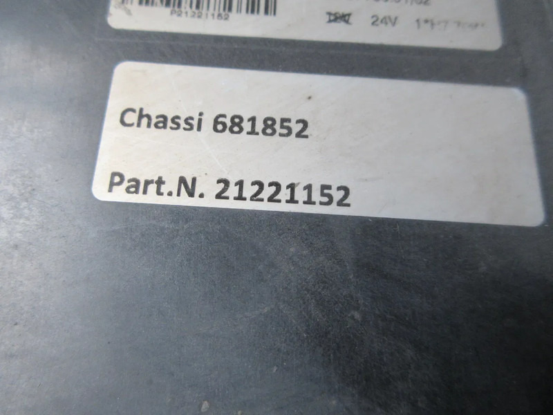 Volvo 21221152 MISTLAMP VOLVO FH SERIE EURO 6 MODEL 2020 - Fog light for Truck: picture 4 Volvo 21221152 MISTLAMP VOLVO FH SERIE EURO 6 MODEL 2020 - Fog light for Truck: picture 4
