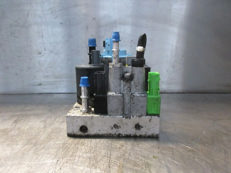 Fuel system Volvo 22209517/22610216/85020666 AD BLUE POMP VOLVO EURO 6: picture 9