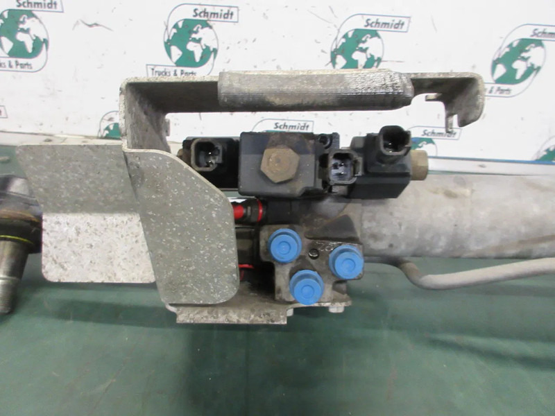 Volvo 3022856 // 2717017 // 573069 // 573669 STUUR CILINDER SCANIA NGS 2022 - Steering for Truck: picture 2 Volvo 3022856 // 2717017 // 573069 // 573669 STUUR CILINDER SCANIA NGS 2022 - Steering for Truck: picture 2