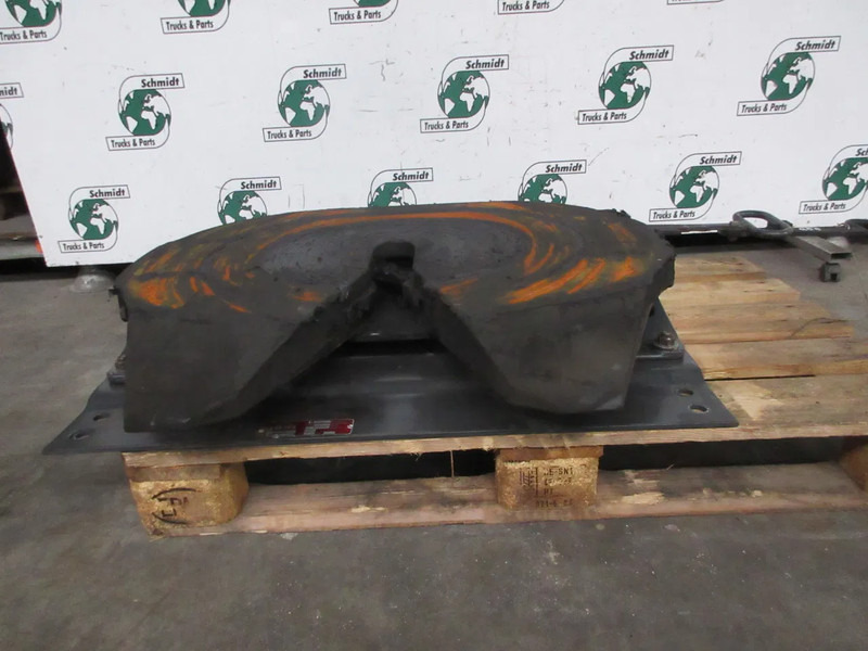 Jost 1353631JSK 37 C // G50-X D 152 1353631 KOPPELSCHOTEL SCANIA S 450 EURO 6 NGS - Fifth wheel coupling for Truck: picture 2 Jost 1353631JSK 37 C // G50-X D 152 1353631 KOPPELSCHOTEL SCANIA S 450 EURO 6 NGS - Fifth wheel coupling for Truck: picture 2