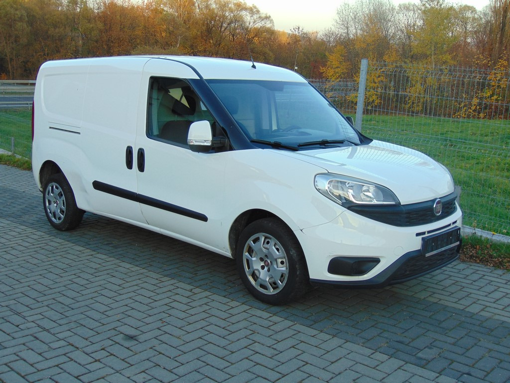 FIAT Doblo 1,6 MultiJet 105KM MAXI MAX - Small van: picture 2 FIAT Doblo 1,6 MultiJet 105KM MAXI MAX - Small van: picture 2