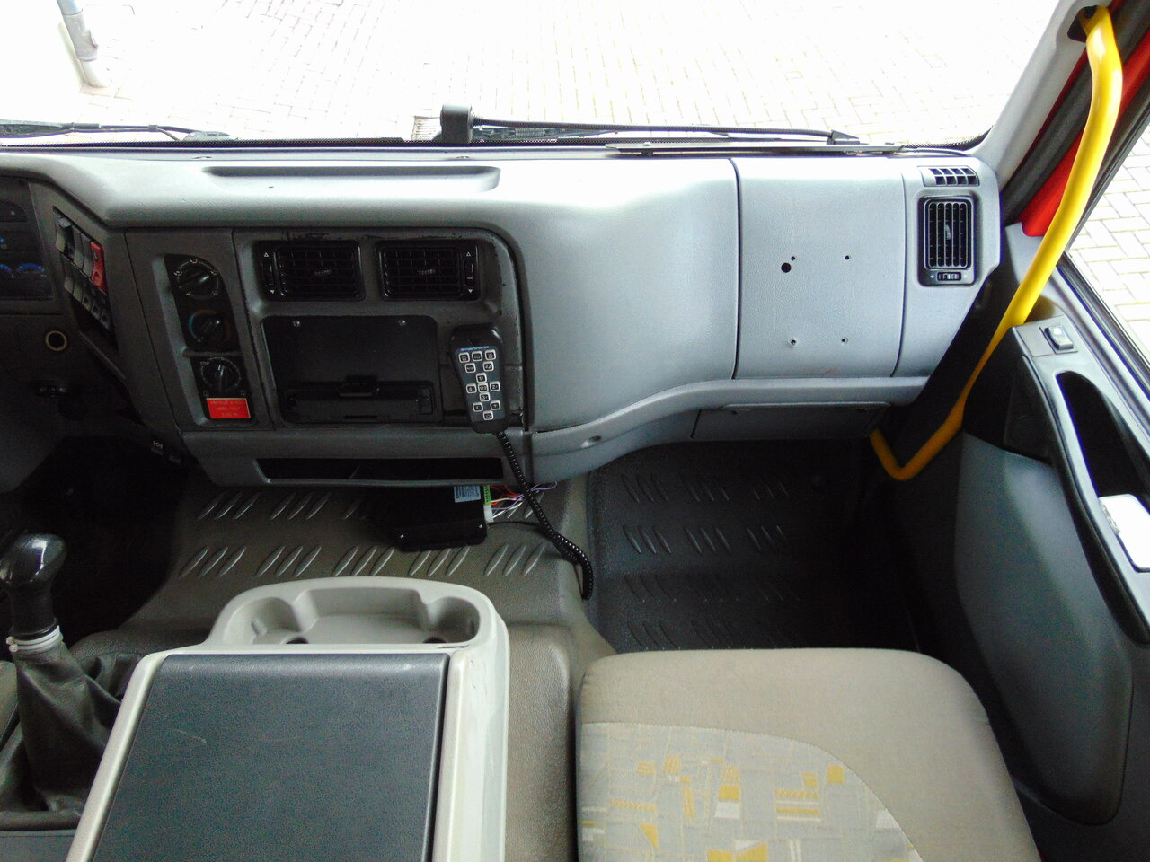 Fire truck RENAULT Midlum 270dCi SIDES: picture 21