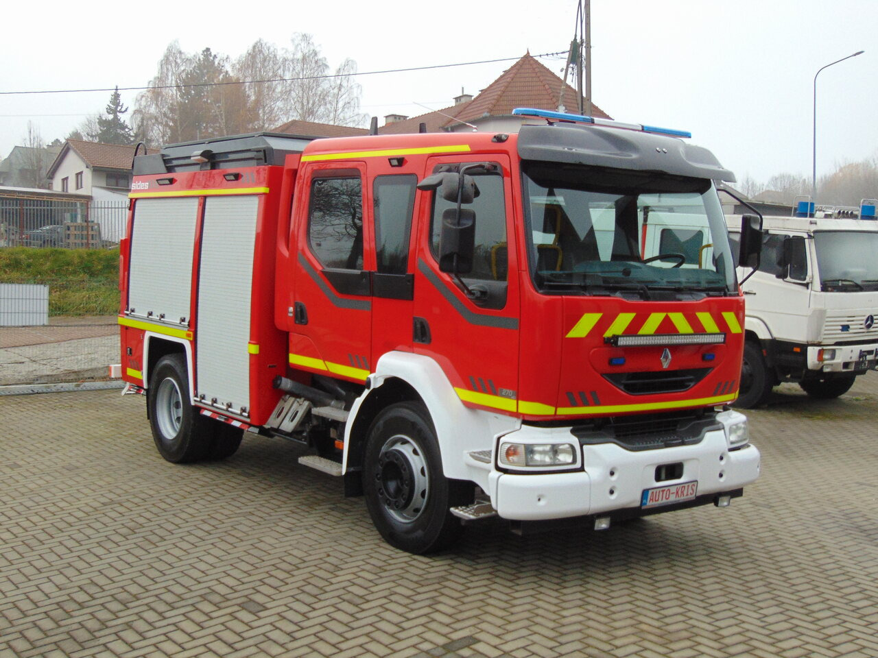 RENAULT Midlum 270dCi SIDES - Fire truck: picture 2 RENAULT Midlum 270dCi SIDES - Fire truck: picture 2