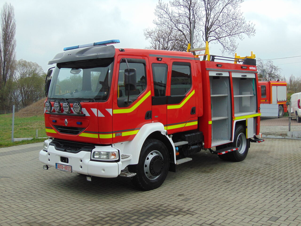 Fire truck RENAULT Midlum 270dCi SIDES TOP: picture 26
