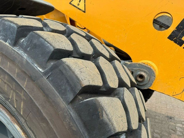 Wheel loader Liebherr L550 Xpower: picture 8