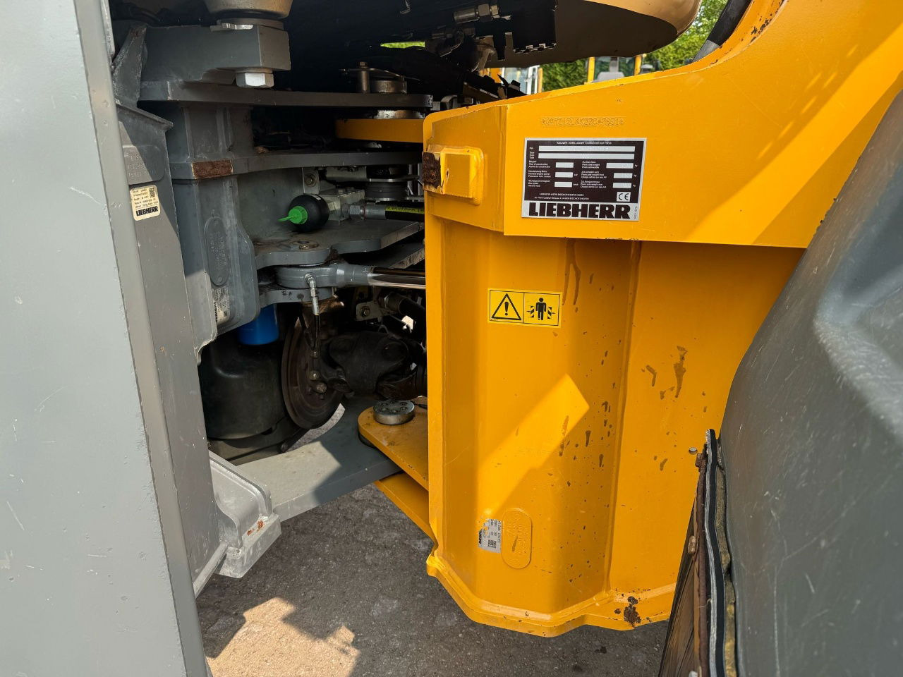 Wheel loader Liebherr L550 Xpower: picture 6