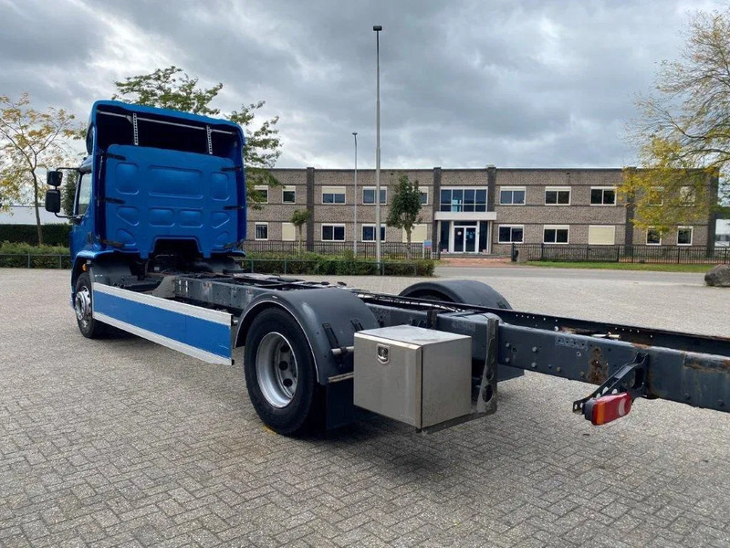 DAF LF290 / ONLY:429873KM / LWDS / GOOD TYRES / AUTOMATIC / EURO-6 / 2018 - Cab chassis truck: picture 3 DAF LF290 / ONLY:429873KM / LWDS / GOOD TYRES / AUTOMATIC / EURO-6 / 2018 - Cab chassis truck: picture 3
