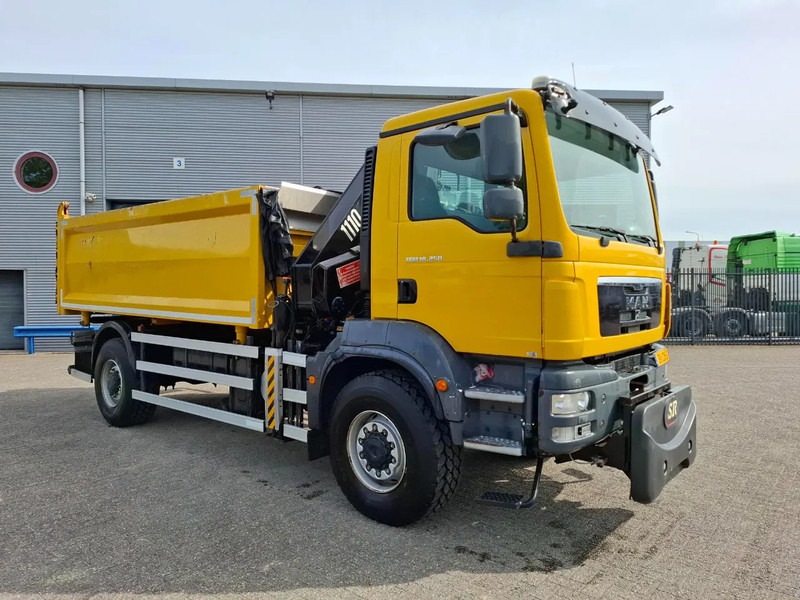 MAN TGM 18.250 / 4X4 / NL TRUCK / TUV:30-04-2026 / 118783 KM / HMF 1110 K2 / ROTATOR / GOOD TYRES / FULL-STEEL / DRUM BRAKES / MANUA - Tipper, Crane truck: picture 4 MAN TGM 18.250 / 4X4 / NL TRUCK / TUV:30-04-2026 / 118783 KM / HMF 1110 K2 / ROTATOR / GOOD TYRES / FULL-STEEL / DRUM BRAKES / MANUA - Tipper, Crane truck: picture 4