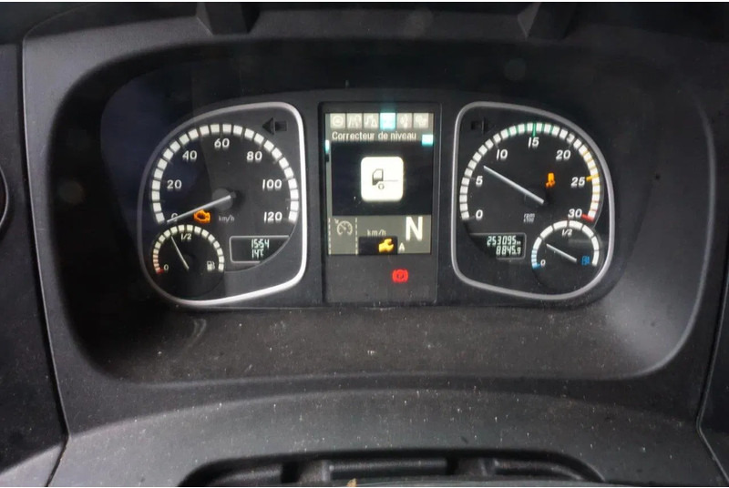 Cab chassis truck Mercedes-Benz ATEGO 1221 / ENGINE RUNNING / ONLY:253095 KM / AUTOMATIC / EURO-6 / 2017: picture 14