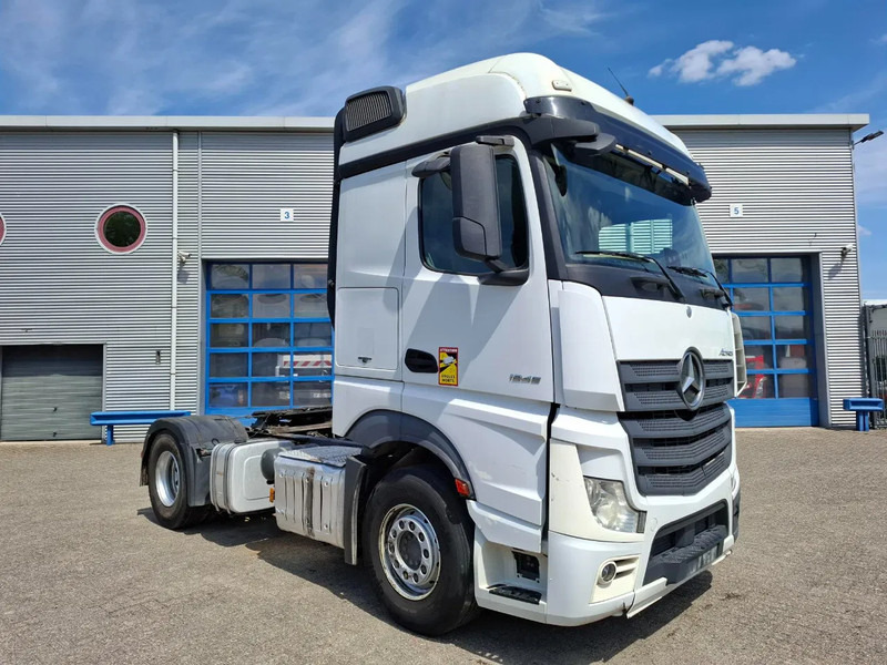 Mercedes-Benz Actros 1945 / HYDRAULICS / LWDS / AIRCO / SMART TACHO / 2XBED / FRIDGE / AUTOMATIC / EURO-6 / 2019 - Tractor unit: picture 2 Mercedes-Benz Actros 1945 / HYDRAULICS / LWDS / AIRCO / SMART TACHO / 2XBED / FRIDGE / AUTOMATIC / EURO-6 / 2019 - Tractor unit: picture 2