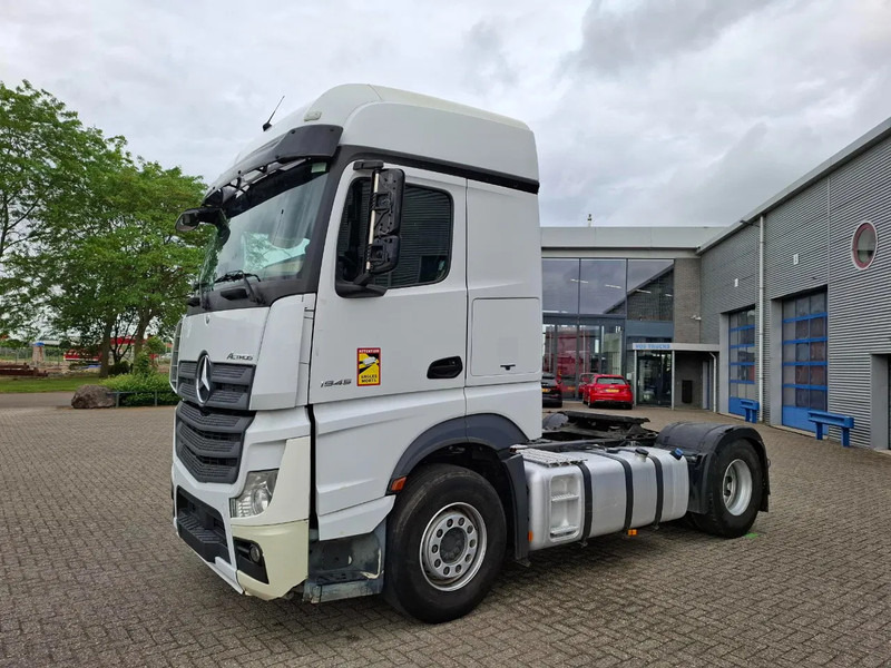Mercedes-Benz Actros 1945 / HYDRAULICS / SMART TACHO / ONLY:743899 KM / 2XBED / FRIDGE / AUTOMATIC / EURO-6 / 2018 - Tractor unit: picture 1 Mercedes-Benz Actros 1945 / HYDRAULICS / SMART TACHO / ONLY:743899 KM / 2XBED / FRIDGE / AUTOMATIC / EURO-6 / 2018 - Tractor unit: picture 1