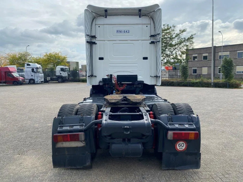 Scania 164-480 / RETARDER / TOPLINE / AUTOMATIC / EURO-3 / 2000 - Tractor unit: picture 4 Scania 164-480 / RETARDER / TOPLINE / AUTOMATIC / EURO-3 / 2000 - Tractor unit: picture 4